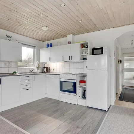 Haklang - 200m From The Sea By Interhome Feriehus *